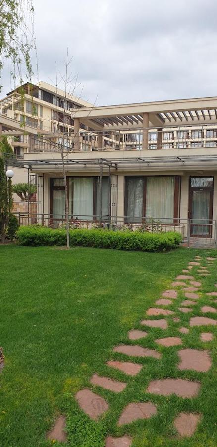 Patrick'S Apartments - Sorrento Sole Mare, Sveti Vlas Exterior foto